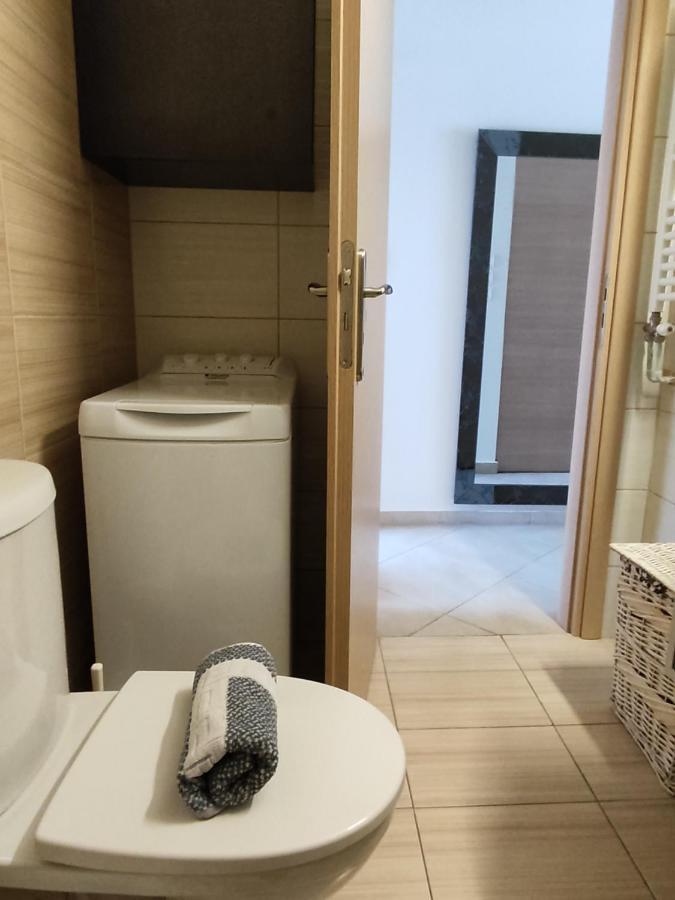 Central & Comfortable, With Acropolis View Athènes Extérieur photo